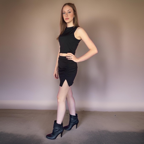 NEW Two-piece outfit black mini skirt black crop top clubwear sexy outfit fun su - Picture 2 of 8